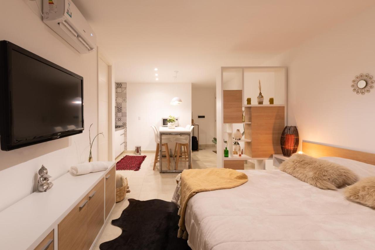 Cbmona Suites Villa Mercedes Exteriör bild